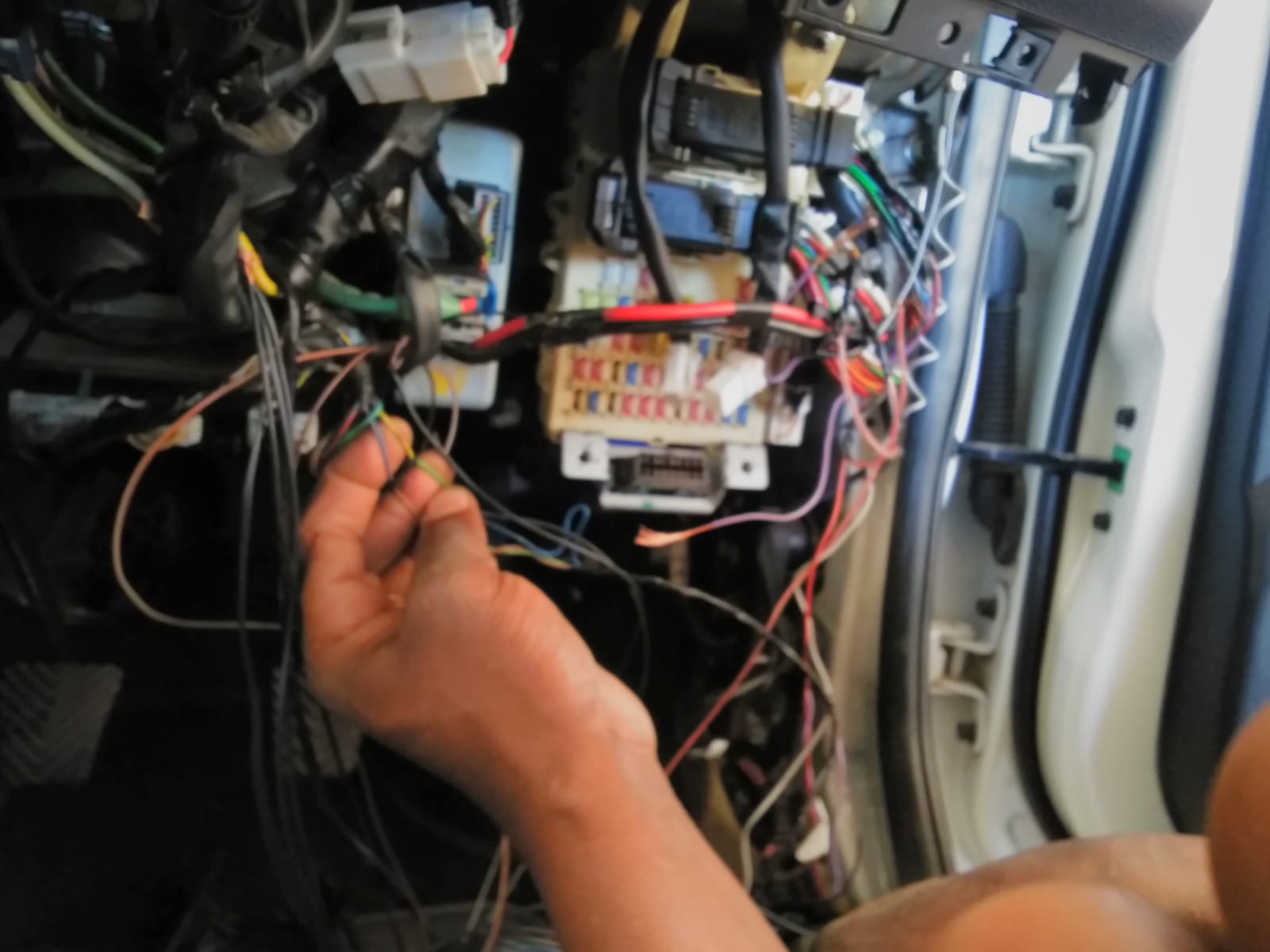 RADIO INSTALLATION